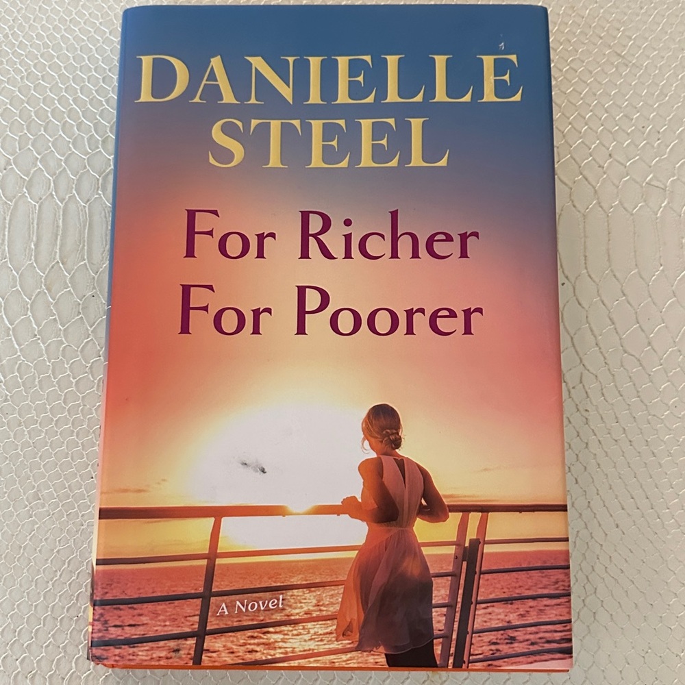 Danielle Steel – For Richer, For Poorer (Hardcover Novel)